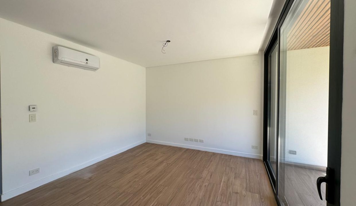 IMG-20250929-WA0126